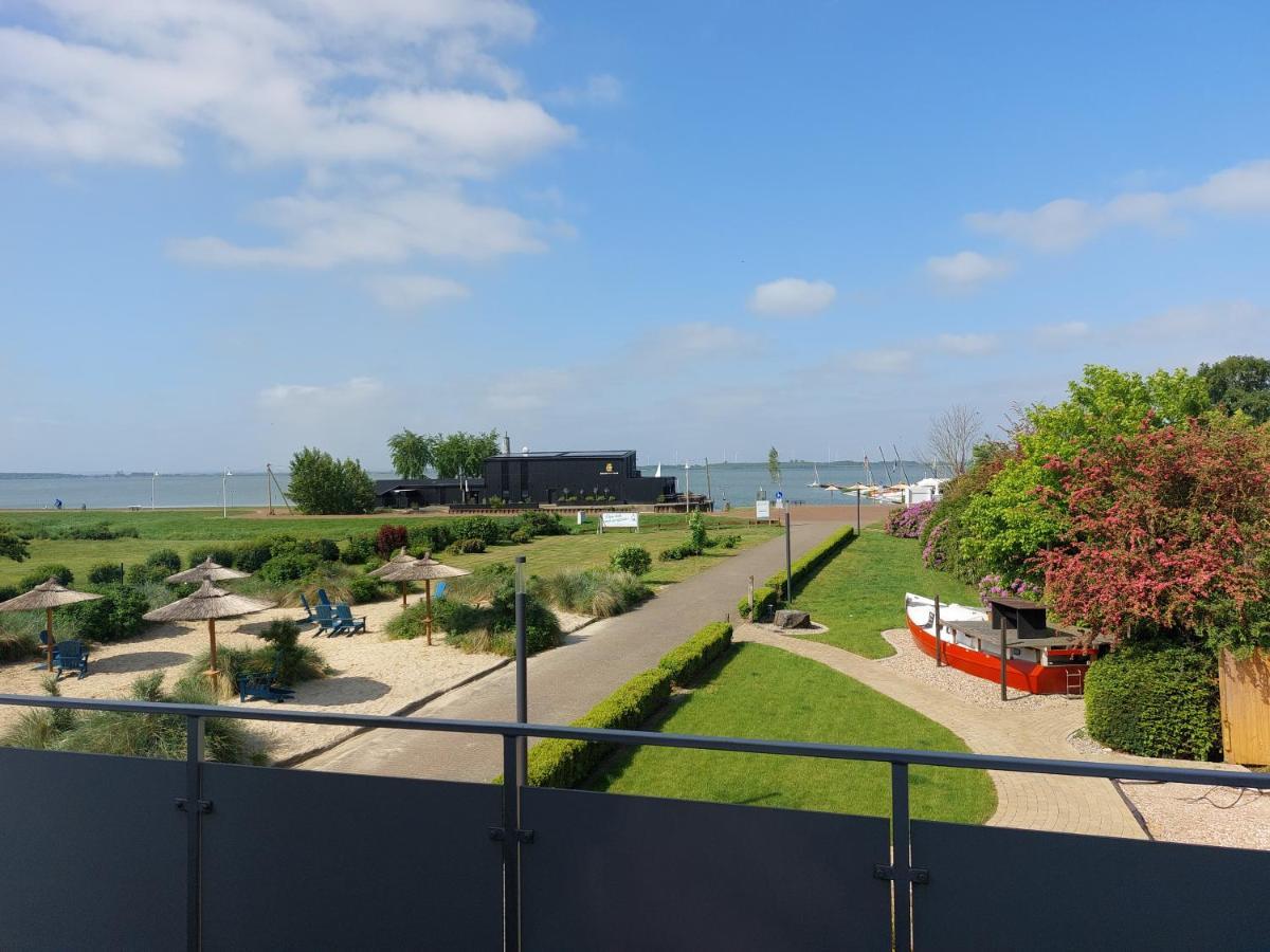 Haus Strandglueck - Urlaub Mit Blick Auf Den Duemmer See Apartment Lembruch Exterior photo