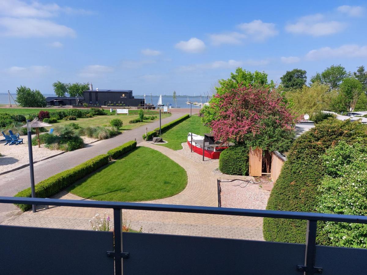 Haus Strandglueck - Urlaub Mit Blick Auf Den Duemmer See Apartment Lembruch Exterior photo