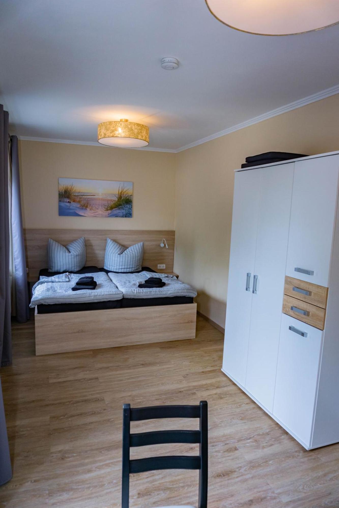 Haus Strandglueck - Urlaub Mit Blick Auf Den Duemmer See Apartment Lembruch Exterior photo